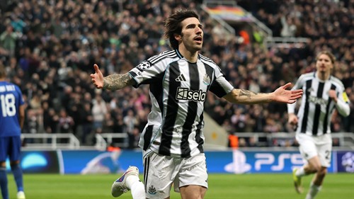 Newcastle star Sandro Tonali tipped for Juventus move by Italy legend