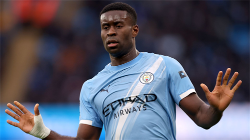 Harry Kane and Declan Rice snubbed as England legend names surprise 'first name on the team sheet' for this summer's World Cup