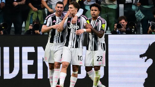 Dusan Vlahovic open to Juventus stay as initial talks take place despite Premier League interest in striker