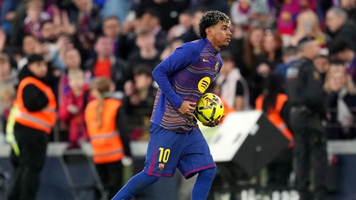 Lamine Yamal 'treated very unfairly' as Spain boss insists Barcelona star will 'have the right to party' for his hard work