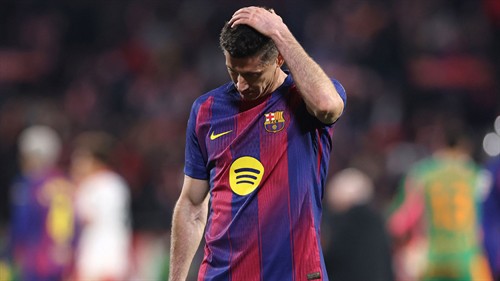 Robert Lewandowski finally breaks silence on Barcelona contract situation amid MLS transfer rumours