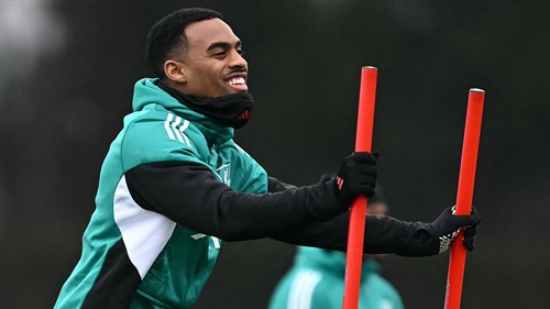 'Easy decision' - Ryan Gravenberch pens long-term Liverpool contract