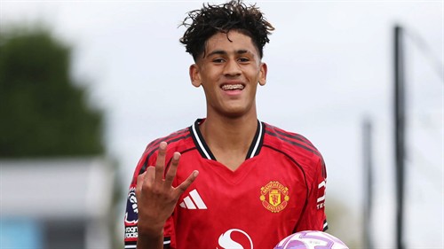 Premier League breakthrough prediction for JJ Gabriel as Man Utd wonderkid is likened to Barcelona superstar Lamine Yamal