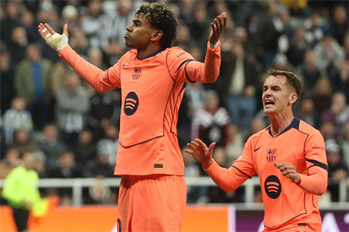 Barcelona president Laporta confirms PSG's Yamal offer; ponders Lewandowski future