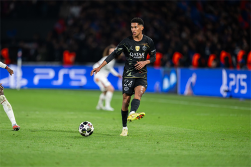 Chelsea, Arsenal alerted as PSG prepared to sell Mayulu