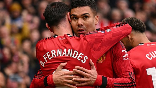 Michael Carrick sends Man Utd strong message on Bruno Fernandes's future ahead of summer transfer window