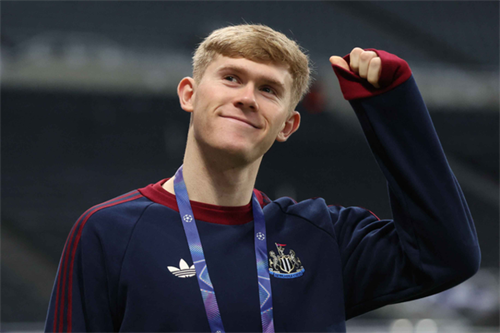 Arsenal, Liverpool, and Man City all monitoring Newcastle's Lewis Hall