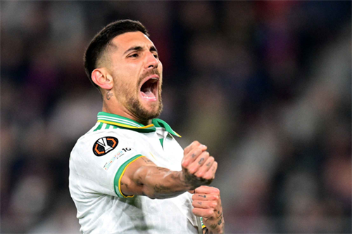 Juventus eye free agent move for Roma's Lorenzo Pellegrini