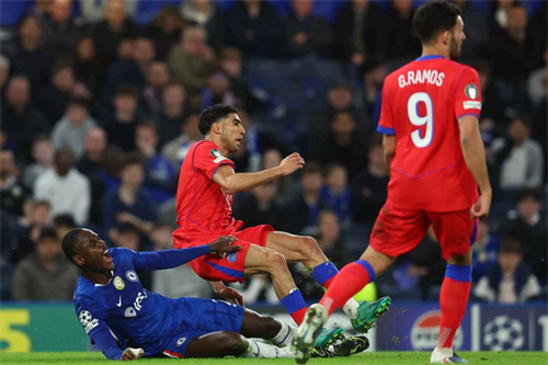 Liam Rosenior provides Trevoh Chalobah injury update after Chelsea humiliation