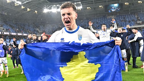 Fisnik Asllani's agent confirms Barcelona contact as La Liga giants battle Chelsea & Tottenham for Bundesliga forward