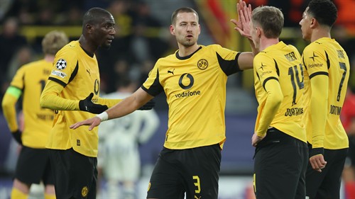 Man Utd & Atletico Madrid chasing Borussia Dortmund centre-back