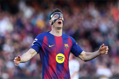 Juventus weighing move for Barcelona veteran Robert Lewandowski