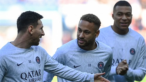 Kylian Mbappe shares 'unbelievable' Lionel Messi training story from PSG days