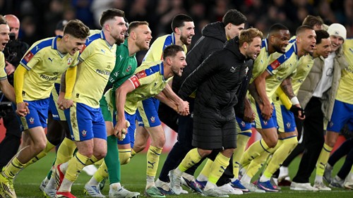 Arsenal suffer a humiliating defeat in the FA Cup and lose a key player in the title race