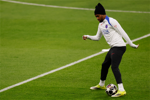 Aston Villa, Man City interested in exciting PSG prospect Mbaye