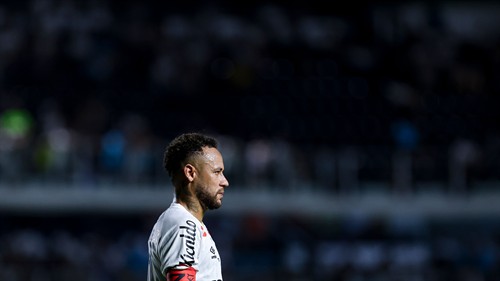 Neymar pursues his World Cup dream despite a surprise operation