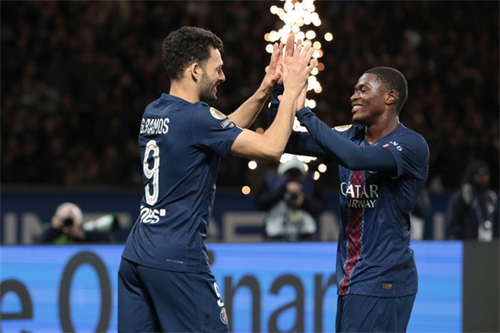 France legend Dugarry predicts easy PSG win over Liverpool