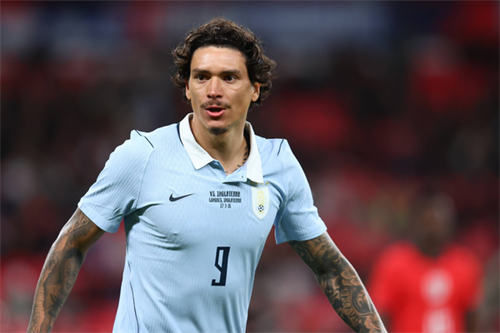 Juventus make contact with Darwin Nunez over European return