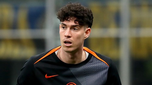 Inter's Alessandro Bastoni unconvinced by Barcelona move despite intense transfer speculation