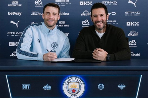 Bettinelli happy penning new Man City contract