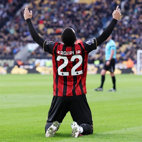 Liverpool and Chelsea are locked in a transfer battle for a highly rated French talent