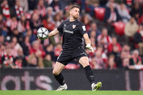 Simon: The focus must be Athletic Bilbao - not World Cup