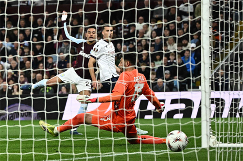 Aston Villa thrash Bologna to book Europa League semi-final spot in style