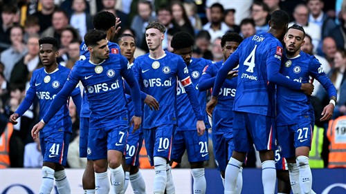 'I just laugh!' - Cole Palmer brutally dismisses Man Utd links in interview committing to Chelsea