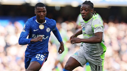 Moises Caicedo signs long-term Chelsea contract as midfielder says Blues are 'going in the right direction'