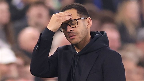 Enzo & Caicedo 'not leaders' & 'don't deserve' to play for Chelsea