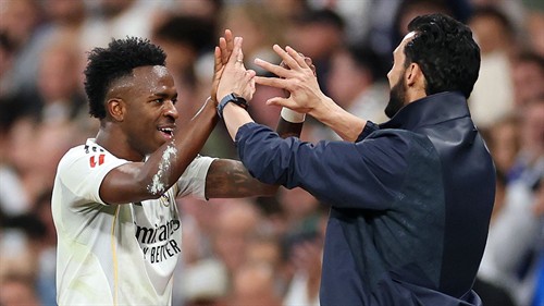 Arbeloa hails 'brave' Vinicius for 'turning whistles into applause'