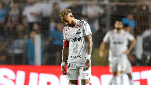 Ex-Brazil star insists Neymar 'not at level he needs to be' for World Cup
