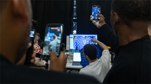 The warehouse storing Ronaldo & Messi's match-worn shirts