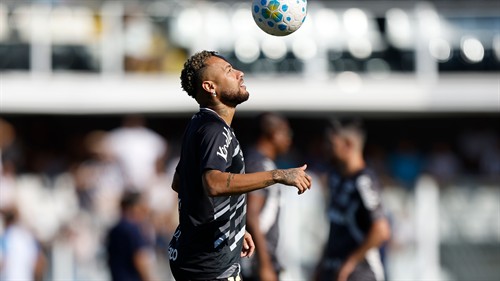 Ex-Brazil star insists Neymar 'not at level he needs to be' for World Cup