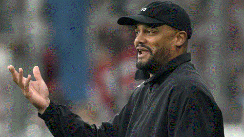 Three players are in the spotlight, and Kompany heaps praise on VfB and Freiburg