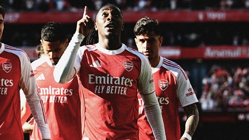 Eze doesn't do tap-ins! Stunner sends timid Arsenal back top