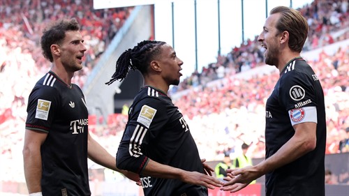Bayern chief gives Kane contract update & confirms Olise transfer stance