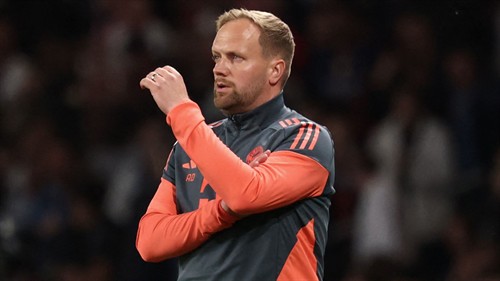 Electric Diaz keeps Bayern alive after nine-goal thriller