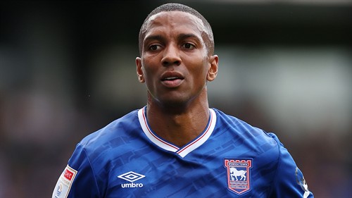 Tributes flood in as Ashley Young makes major career announcement