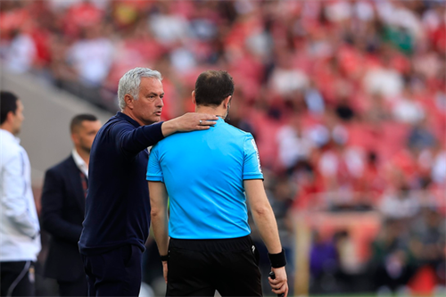Mourinho: Italy do not need a foreign coach