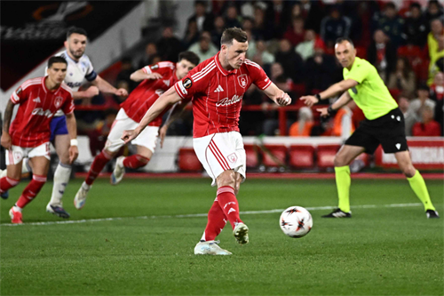 Nottingham Forest 1-0 Aston Villa: Wood penalty enough as Nottm Forest edge past Aston Villa in Europa League first leg