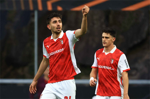 SC Braga 2-1 Freiburg: Dorgeles scores in injury time as Braga battle past Freiburg in Europa semi-final