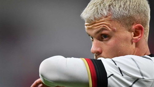 Not a single game! Former international leaves club after seven weeks