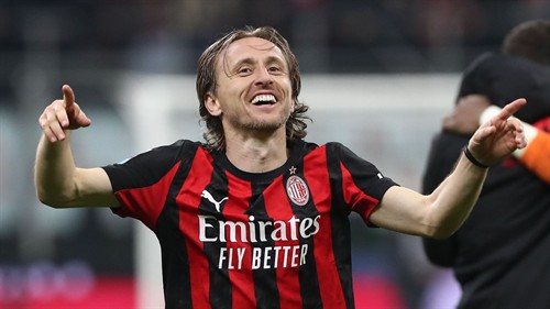 New contract or retire? Modric future prediction after injury