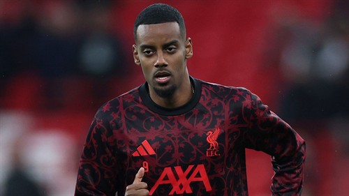 Isak out of Man Utd vs Liverpool