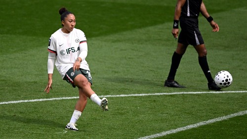 Kerr makes history & James dazzles as Chelsea secure UWCL spot