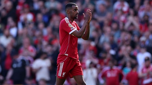 Isak out of Man Utd vs Liverpool