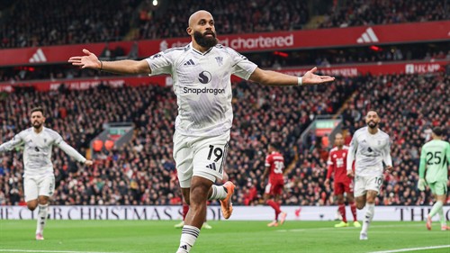Isak out of Man Utd vs Liverpool