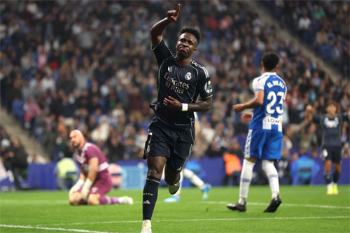 Real Madrid 2-0 Espanyol: Vinicius stars as Real Madrid beat Espanyol to postpone Barca title party