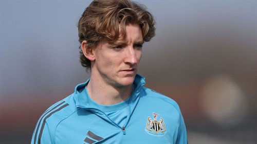 Bayern still eyeing Gordon bid as Newcastle set massive asking price